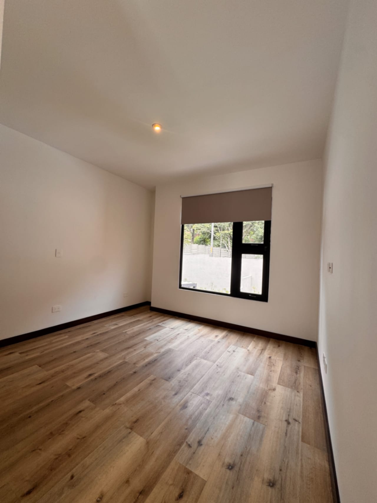 Casa en renta para estrenar en Lugana de San Isidro zona 16 — foto 5 de 17