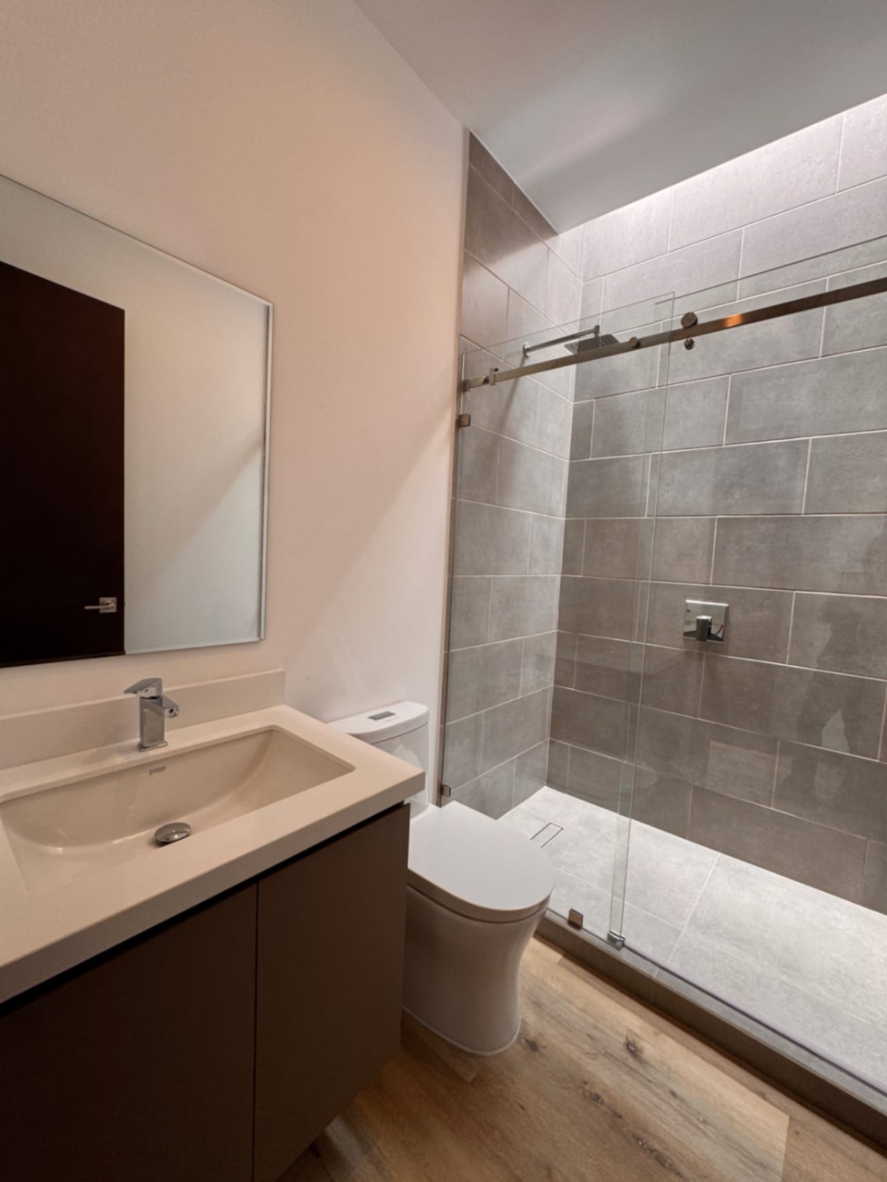 Casa en renta para estrenar en Lugana de San Isidro zona 16 — foto 6 de 17