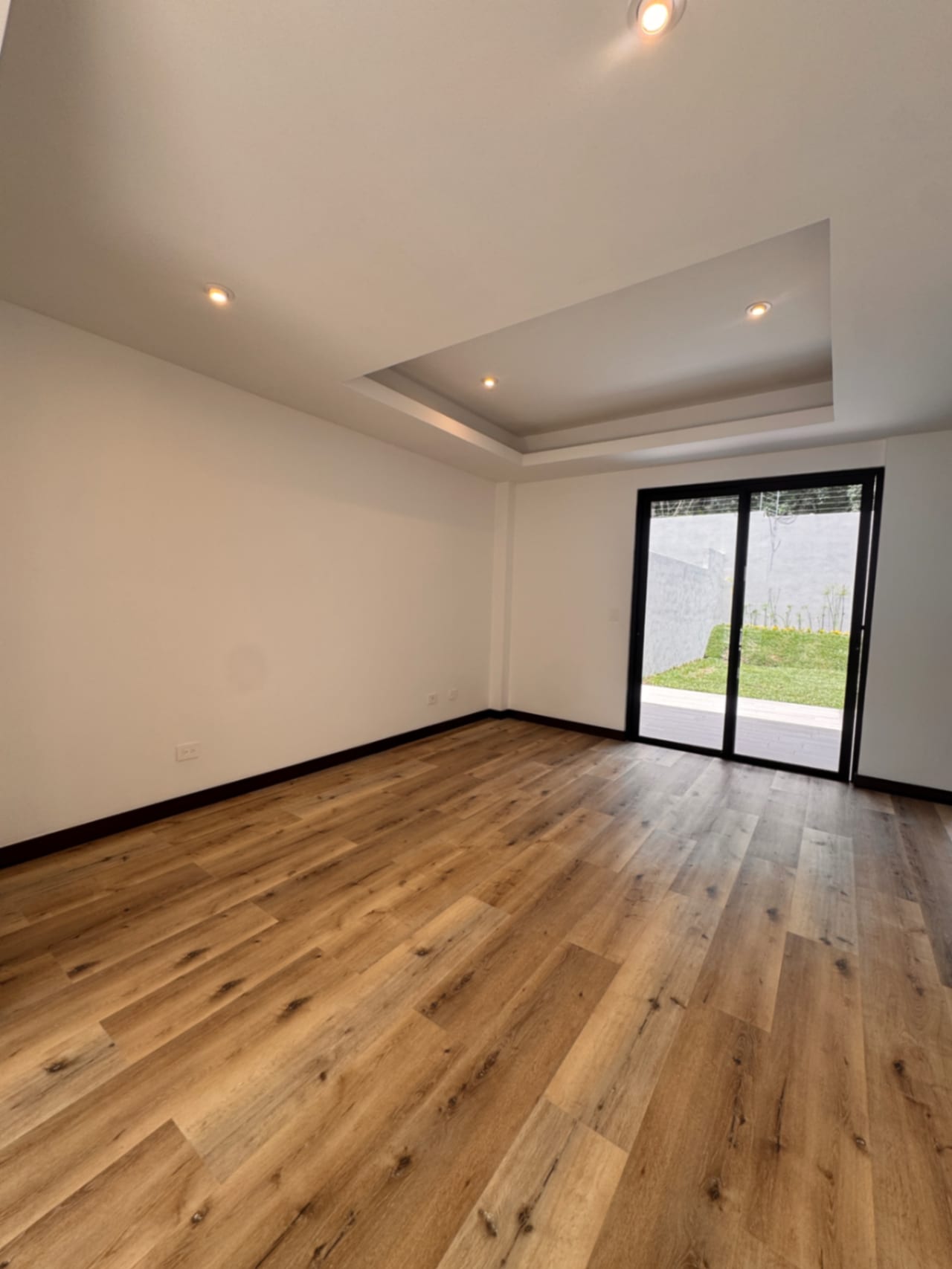Casa en renta para estrenar en Lugana de San Isidro zona 16 — foto 15 de 17